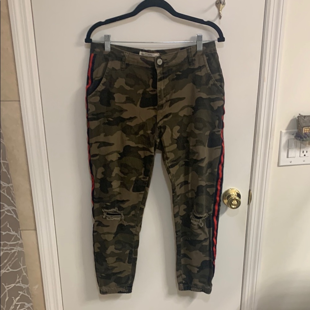 Papaya Camouflage Pants with Red Stripe in Sz L